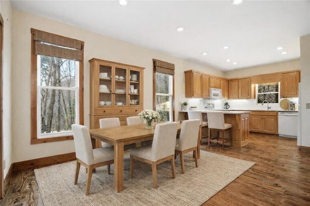 35 Red Oak Point, Big Canoe, GA 30143