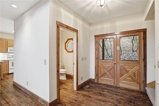 35 Red Oak Point, Big Canoe, GA 30143