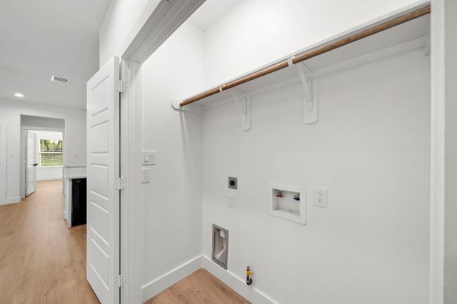 7205 Tippett B, Houston, TX 77088