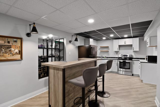 13085 Taft Street, Crown Point, IN 46307