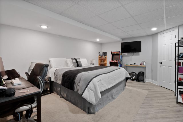 13085 Taft Street, Crown Point, IN 46307