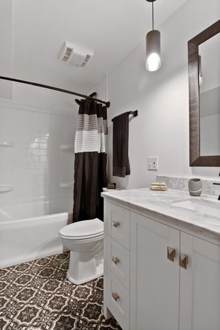 13085 Taft Street, Crown Point, IN 46307