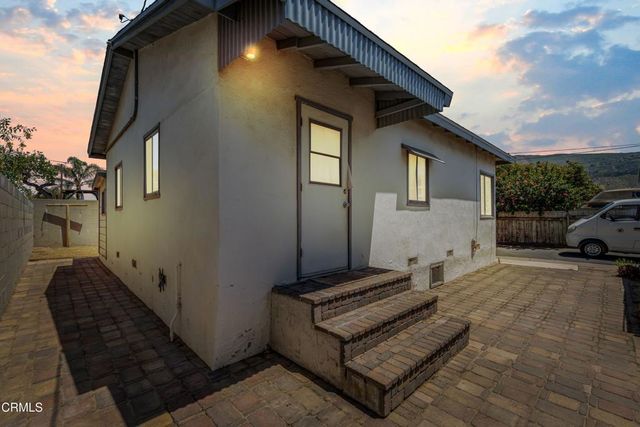 435 S Palm Avenue, Santa Paula, CA 93060