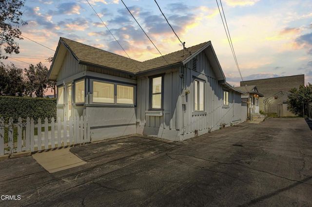 435 S Palm Avenue, Santa Paula, CA 93060