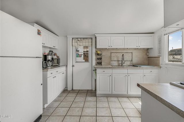 435 S Palm Avenue, Santa Paula, CA 93060