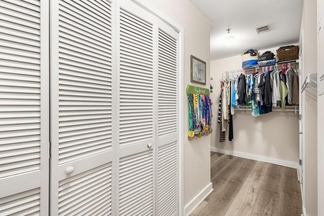 250 Pharr NE Road 504, Atlanta, GA 30305