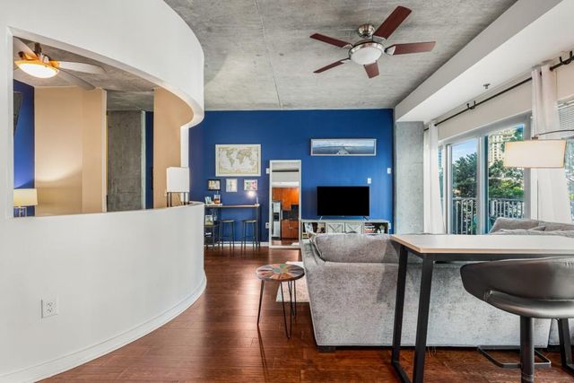 250 Pharr NE Road 504, Atlanta, GA 30305