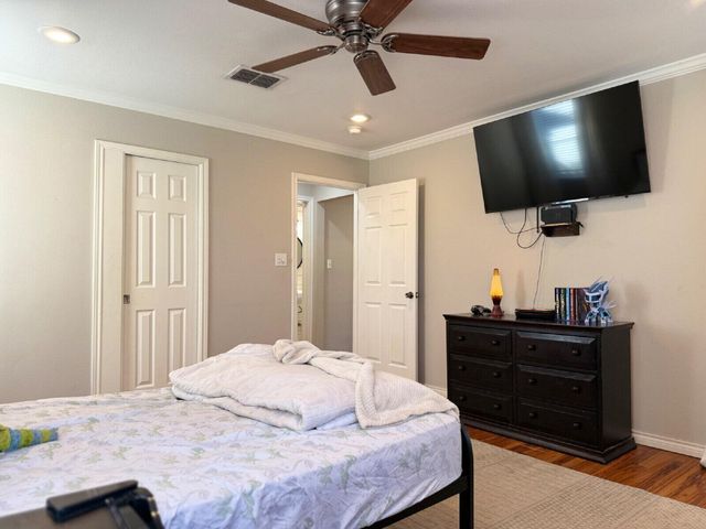 3001 32nd Street, Lubbock, TX 79410