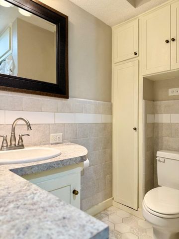 3001 32nd Street, Lubbock, TX 79410