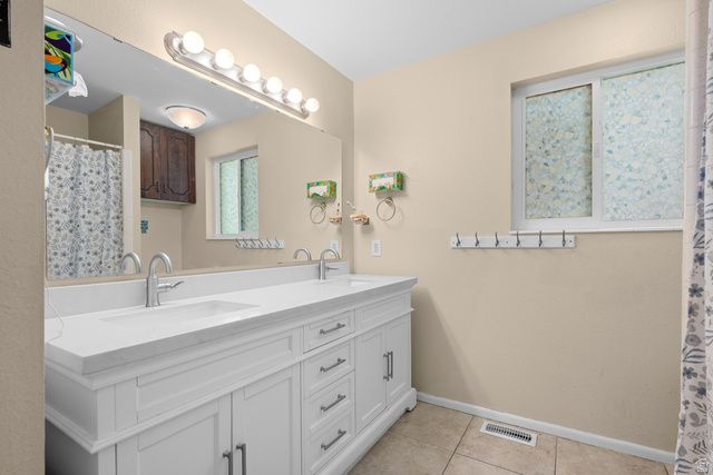 1571 E CHEROKEE DR, Pleasant Grove, UT 84062