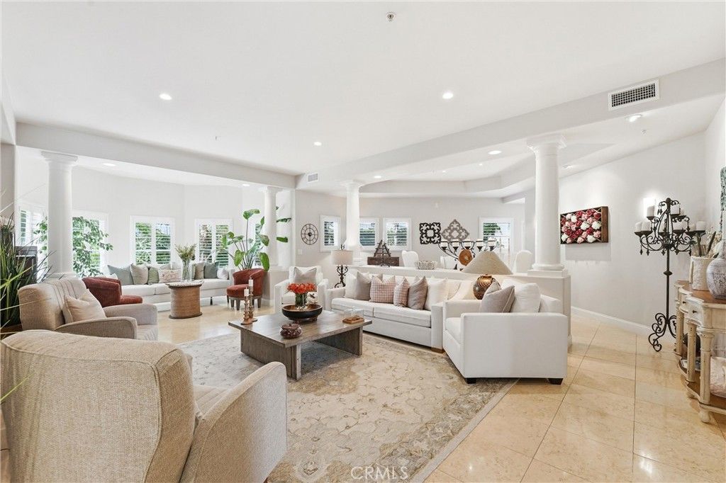 Image 1 of property listing at 1 Plaza Baja Del Sol, San Juan Capistrano, CA 92675