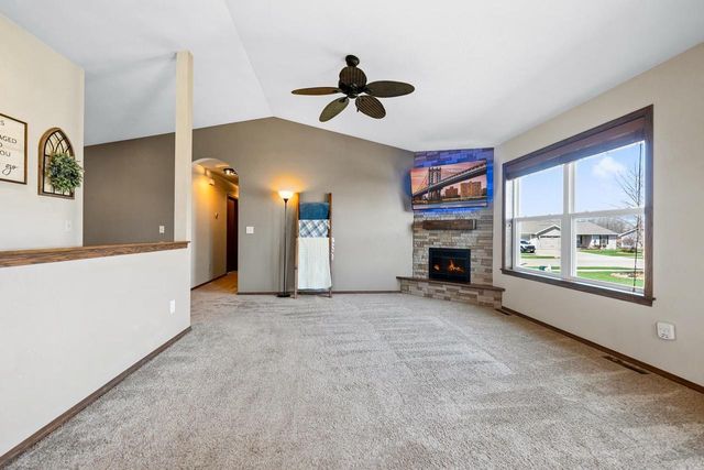 1480 MARIE DRIVE, Kaukauna, WI 54130