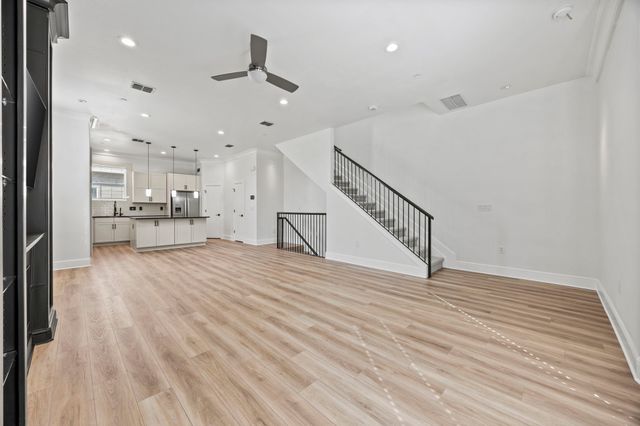 3200 Ross Avenue 22, Dallas, TX 75204