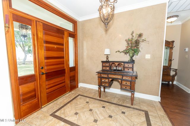 14188 Longwood Circle, D'iberville, MS 39540