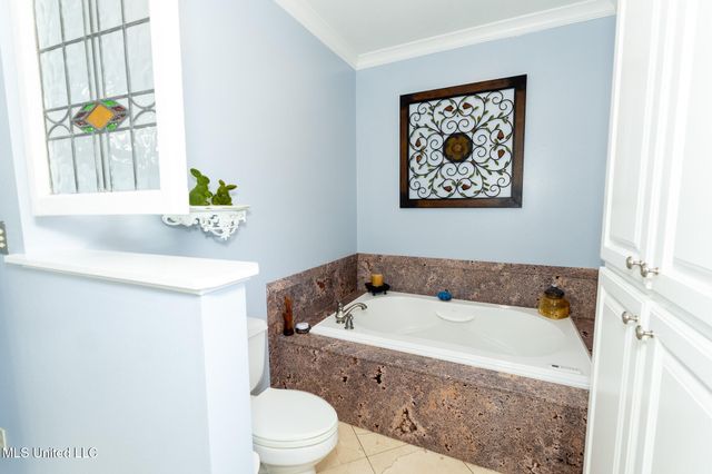 14188 Longwood Circle, D'iberville, MS 39540