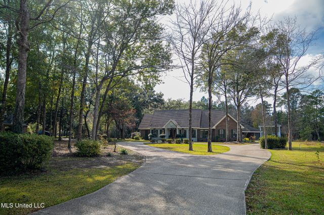 14188 Longwood Circle, D'iberville, MS 39540