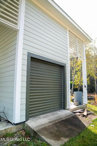 14188 Longwood Circle, D'iberville, MS 39540