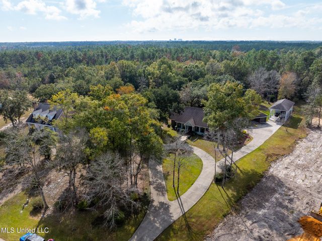 14188 Longwood Circle, D'iberville, MS 39540