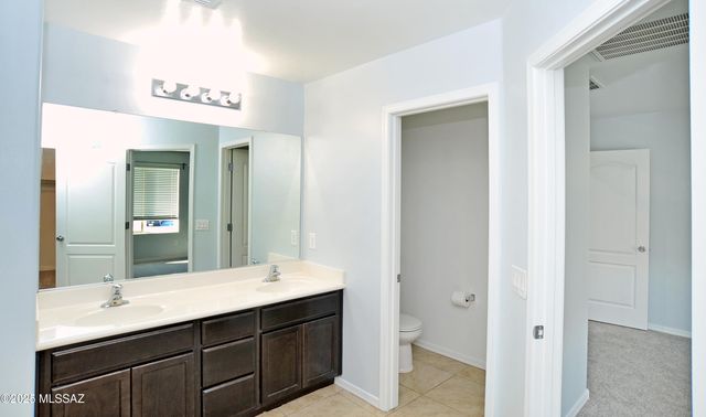 14197 N Stone Pendant Way, Marana, AZ 85658