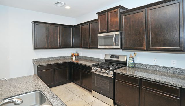 14197 N Stone Pendant Way, Marana, AZ 85658