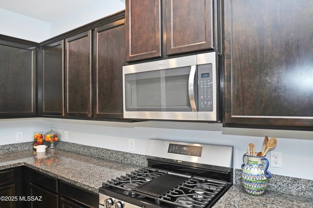 14197 N Stone Pendant Way, Marana, AZ 85658