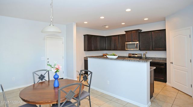 14197 N Stone Pendant Way, Marana, AZ 85658