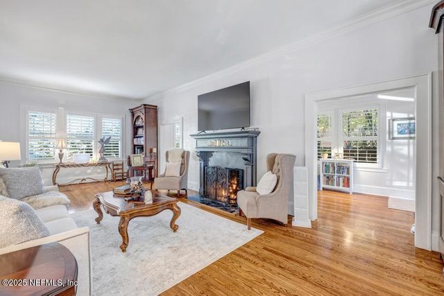 1880 EDGEWOOD Avenue S, Jacksonville, FL 32205