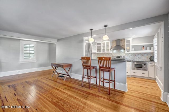 1880 EDGEWOOD Avenue S, Jacksonville, FL 32205