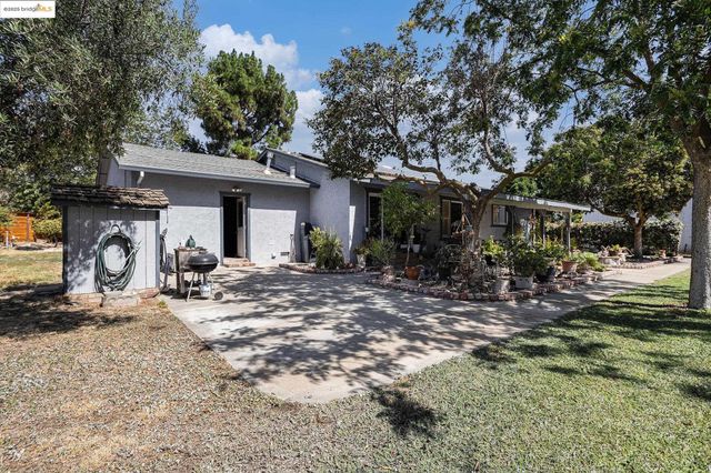 81 Yula Way, Oakley, CA 94561