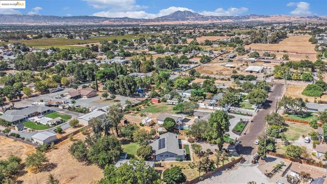 81 Yula Way, Oakley, CA 94561