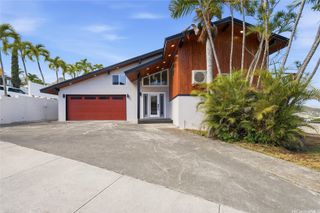 1340 Aupupu Street, Kailua, HI 96734
