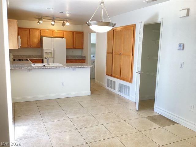 881 GLITTER GLEN Court 0, Las Vegas, NV 89123