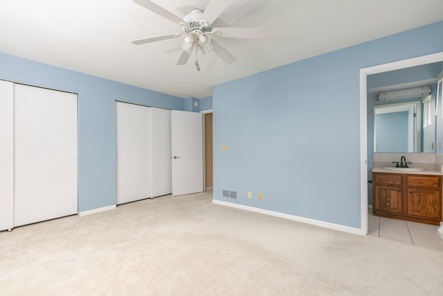 3721 35TH Street 4, Moline, IL 61265