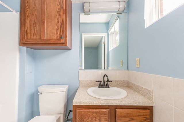 3721 35TH Street 4, Moline, IL 61265