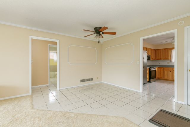 3721 35TH Street 4, Moline, IL 61265