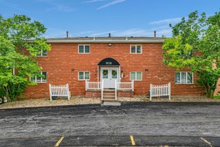 3721 35TH Street 4, Moline, IL 61265