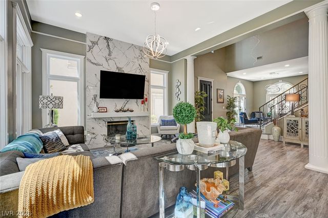9005 Robinson Ridge Drive, Las Vegas, NV 89117