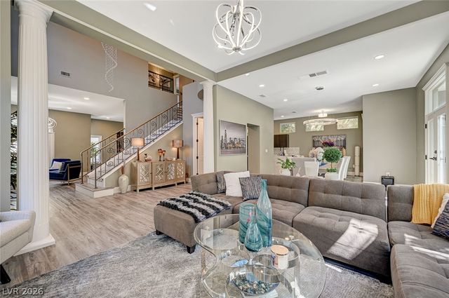 9005 Robinson Ridge Drive, Las Vegas, NV 89117