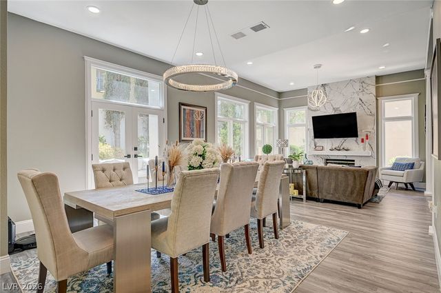 9005 Robinson Ridge Drive, Las Vegas, NV 89117