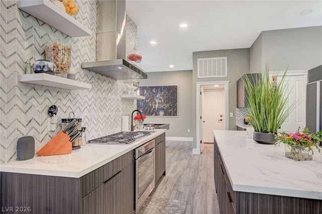 9005 Robinson Ridge Drive, Las Vegas, NV 89117