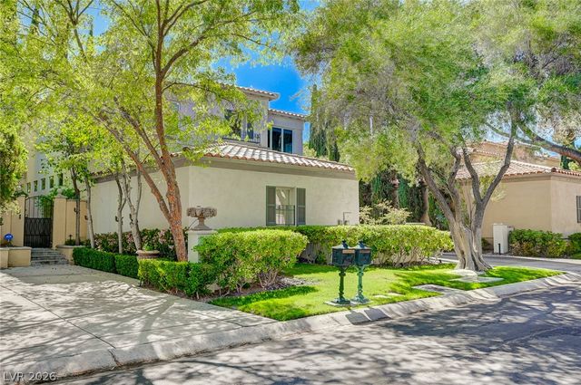 9005 Robinson Ridge Drive, Las Vegas, NV 89117