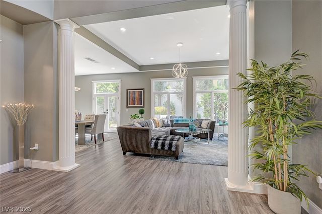 9005 Robinson Ridge Drive, Las Vegas, NV 89117