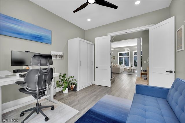 9005 Robinson Ridge Drive, Las Vegas, NV 89117
