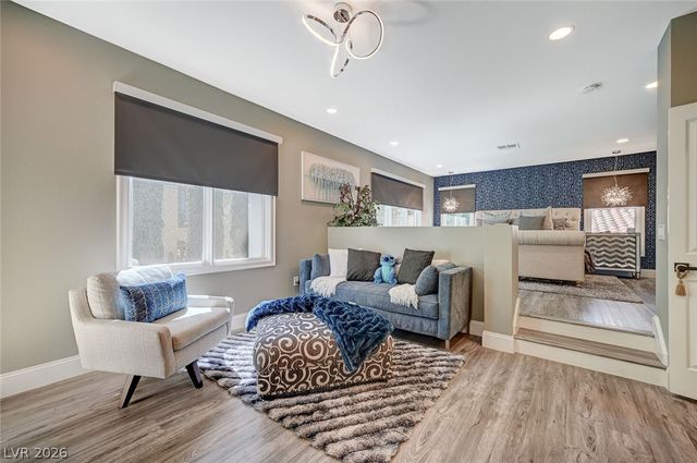 9005 Robinson Ridge Drive, Las Vegas, NV 89117