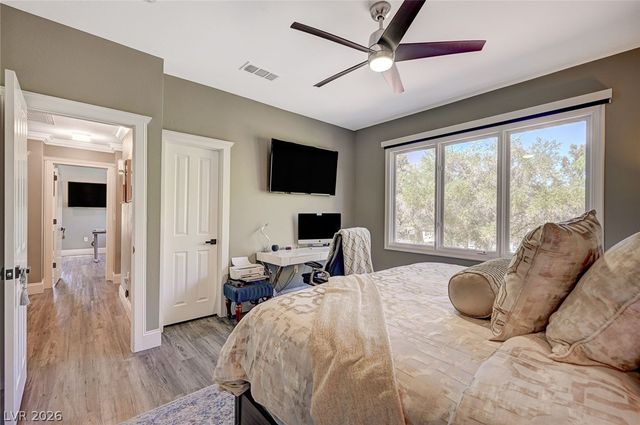 9005 Robinson Ridge Drive, Las Vegas, NV 89117