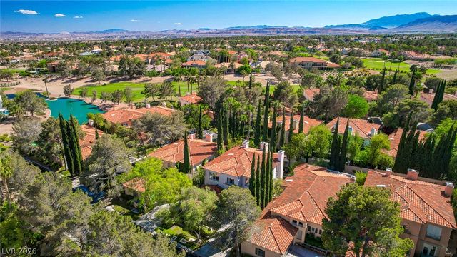 9005 Robinson Ridge Drive, Las Vegas, NV 89117