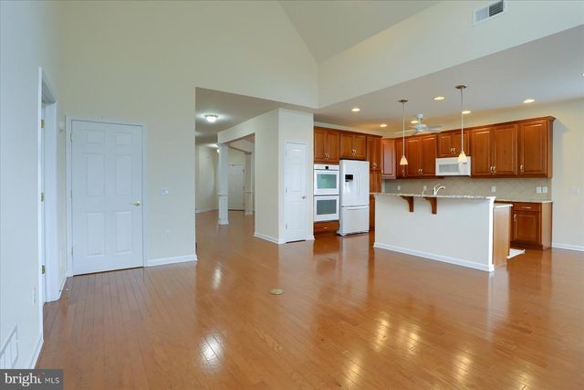 86 PRESIDENTS DR, Mechanicsburg, PA 17050