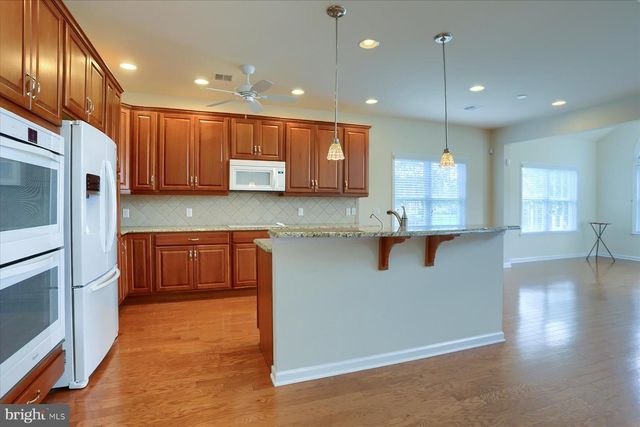 86 PRESIDENTS DR, Mechanicsburg, PA 17050