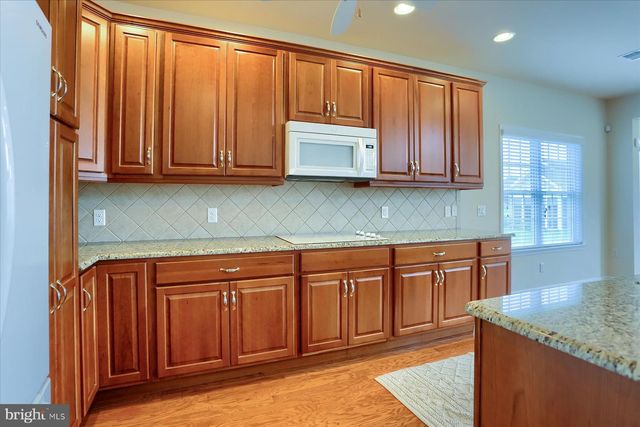 86 PRESIDENTS DR, Mechanicsburg, PA 17050