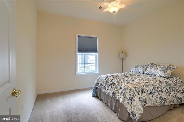 86 PRESIDENTS DR, Mechanicsburg, PA 17050
